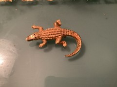 Gold Tone Alligator Brooch