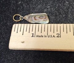 Vtg Abalone Pendant 1.5in- S90