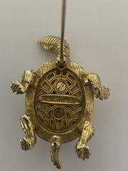 Nettie Rosenstein Vintage Turtle Brooch Gold Tone Signed