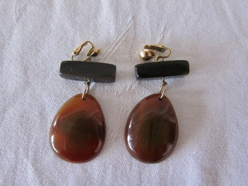 Vintage Mid-century Plastic Modernist Style Dangle Clip Earrings
