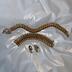 VTG FRANCOIS by CORO Leaf Pattern Gold Tone Bracelet Earrings Necklace Set READ