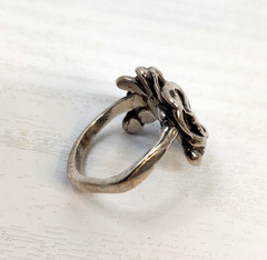 Vintage Artisan Brutalist Abstract Silvertone Ring Size 8 Mid Century Modernist
