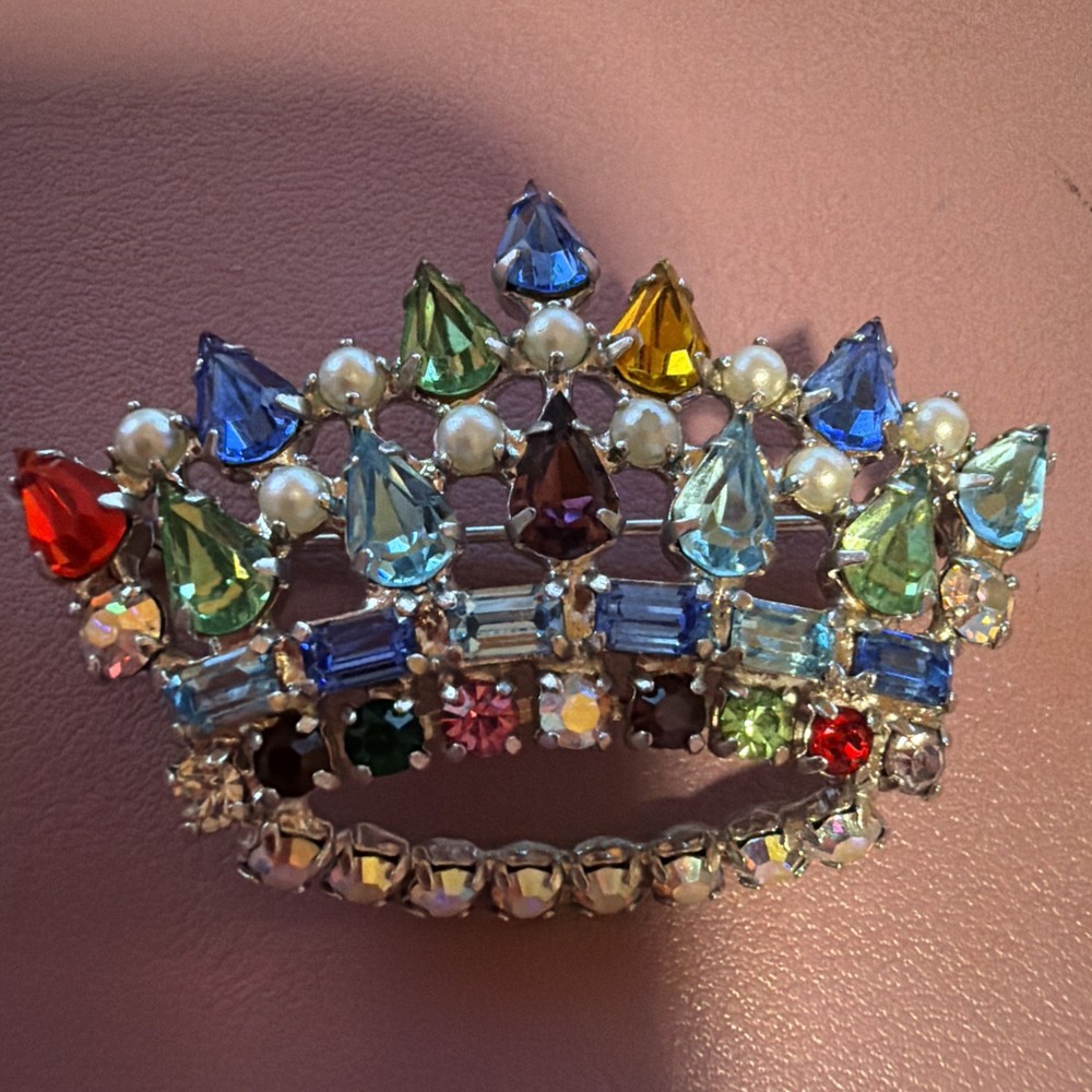 Vtg SIGNED B David Crown Brooch AB Multi-color Rhinestones & Faux Pearl B10011