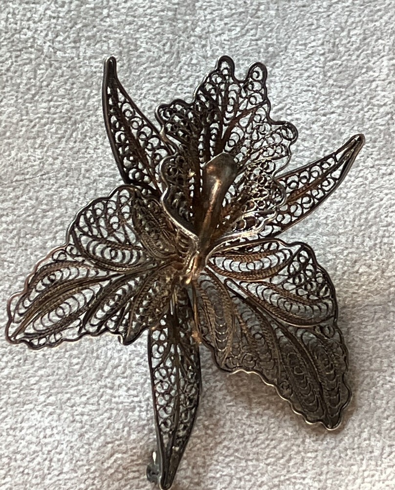 Vintage Silver Tone Filigree Flower Brooch 2.25 X 2 Inches