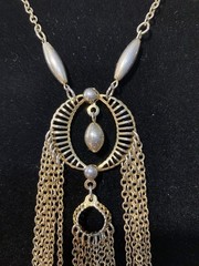 Vintage Gold Tone Fringe Tassel 21 in Necklace & Matching Earrings