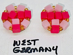 LOT-10 PAIR VINTAGE CLUSTER BEAD EARRINGS-CRYSTAL-RS-GLASS-LUCITE-CLIP & PIERCED