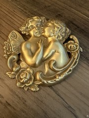 Art Nouveau Repousse Style Young Angels Putti Cupid Flowers Pin Brooch 2.25in