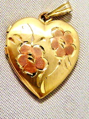 LANDSTROM CO. BLACK HILLS GOLD 1/20TH 14K GOLD AND 14K ROSE GOLD TRIM LOCKE0