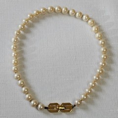 GIVENCHY PARIS NEW YORK 1977 Pearl Choker Necklace