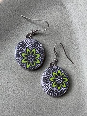 Blue & White Paisley w Green Flower Lightweight Round Disk Dangle Earrings for