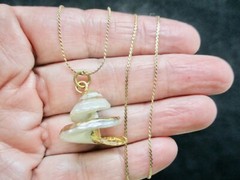 Vintage 1980’s “S” Chain w/Lovely Open Design Shell Slide Necklace
