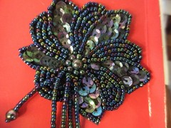Vtg Avon Peacock Iridescent Blue Sequin Blossom Seed Bead Pin w Gift Box 1990