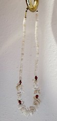 VTG Necklace 17″ Long Puka Shell Sponge Coral Heishi Beads & Shell Pieces Beachy