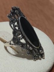 Vtg 925 SETA black Onyx Marcasite Ring Size 5.75