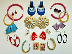 VTG. 70’s- 80’s Pierced Earring Lot of 14 Pair FUNKY Fun COLORFUL Enamel Metal