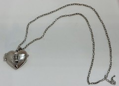 Vintage Juicy Couture silver puffy heart locket necklace