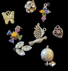 Vintage Lot Of Bracelets Beautiful. 195