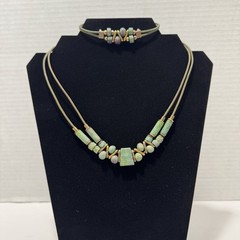 Vtge Handcrafted Necklace & Bracelet Set, Gold Tone & Natural Stones Turquoise??