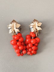 Vintage Signed MARVELLA Coral Grape Cluster Tree Brooch & Earring Set