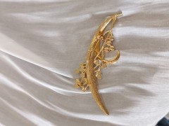 Trifari Inspired Gold Tone Feather Leaf Brooch White Faux Pearl