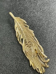 Vintage 3.1” Feather Heart Gold Tone Metal Brooch Pin