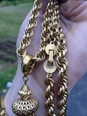 1960’S MONET GOLD-TONE ROPE CHAIN TASSEL ‘DAMITA’ NECKLACE BOOK PIECE 23″