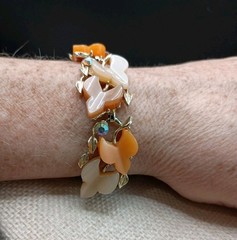 THERMOSET PLASTIC Bracelet Vintage Molded Leaf Gold Tone Fall AB Crystal 7 in