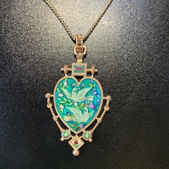 Vintage European Heart Green Bird Pendant Necklace Gold Victorian Jewelry Gift