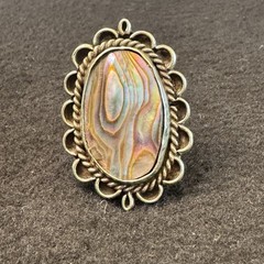 Stunning Vintage Estate Silver Abalone Oval Statement Ring Scalloped Size 7.75