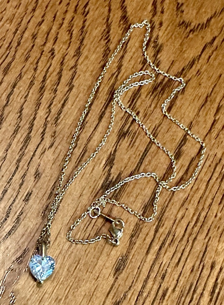 Vintage Avon Gold Tone Necklace with Clear Rhinestone Heart Pendant 18”