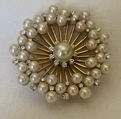 Vintage (1955-69) Crown Trifari+ C Pearl & Rhinestones Brooch 2 Inches Used