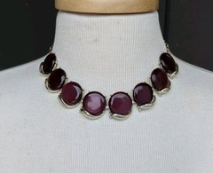 Vintage Deep RED Burgundy Maroon ROUND Thermoset Gold Tone 16″ Necklace Choker