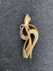 VINTAGE SIGNED GERMANY 1/80/18KT RGP ROLLED GOLD PLATE PIN BROOCH 2.5”