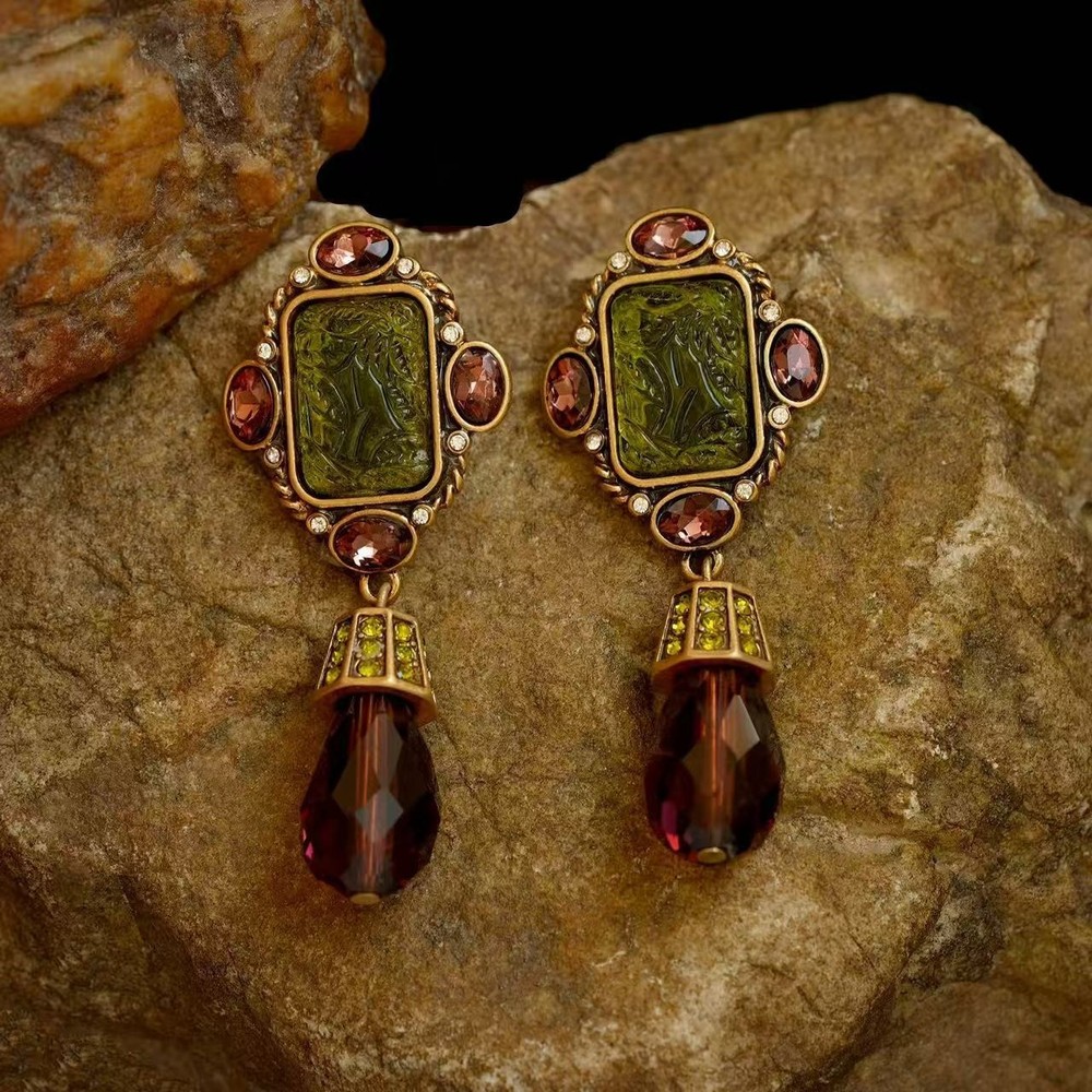 Vintage Green Carved Glass Drop Earrings Gold Tone Statement