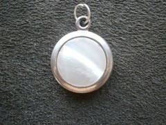 Mother of Pearl Sliding Vintage Sterling Silver Locket Charm Pendant 4.4g