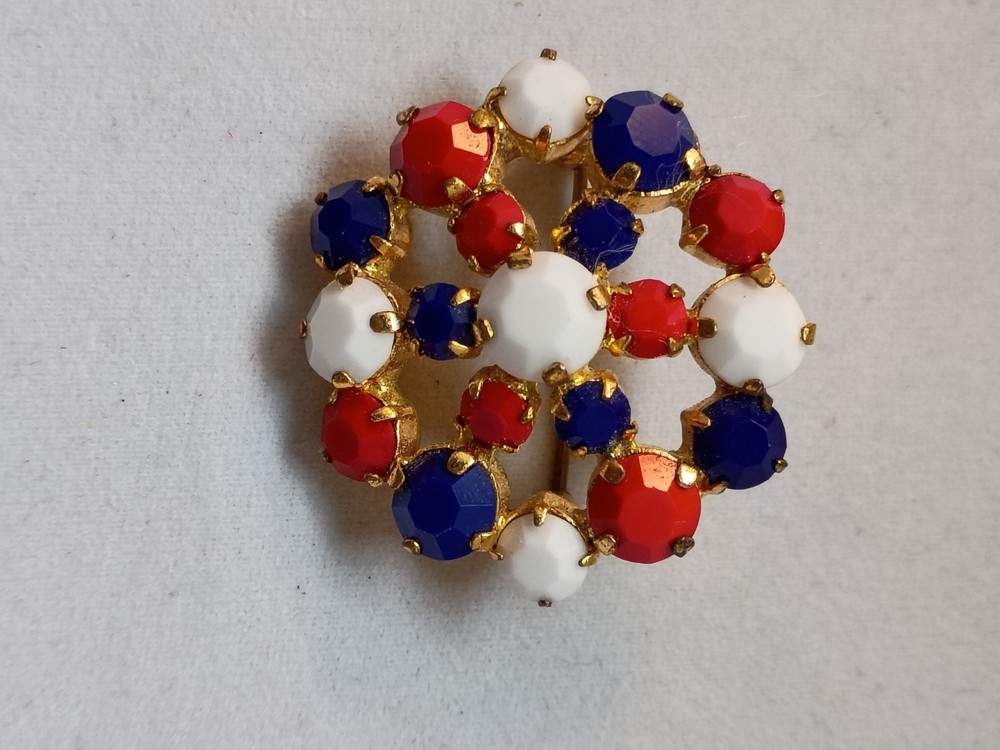 Vintage Red, White, Blue Faceted Glass Bead Prong Set Brooch US Patriotic