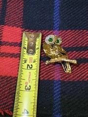 Vintage 80’s Green Eyed Rhinestone Owl Pin Brooch Gold Tone Black