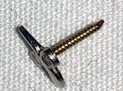 VINTAGE PLATINUM & DIAMOND LAPEL PIN