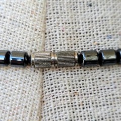 Vintage Green Phrenite Hematite Gemstone Bead Necklace 18″ Healing Property
