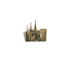 Vintage 1930’s Sterling Silver Old New York City Skyline Pin 6 grams