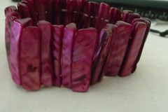 HOT PINK MOP STRETCH 1 1/4″ W #195A VTG COSTUME BRACELET