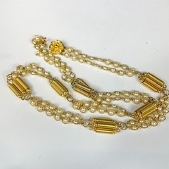 Vintage Gold-Tone Spring Coil Beads Faux Pearl Necklace With Floral Clasp Japan