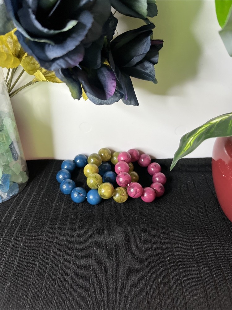 3 Woman’s 3.5 in Vintage Large Marble Bead Bracelets Blue, Olive Green, Purple