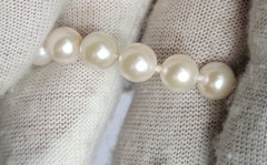 VINTAGE ELEGANT 14K & White Pearls Necklace “Firey Ideal Cut (FIC)” CLEAN & NICE