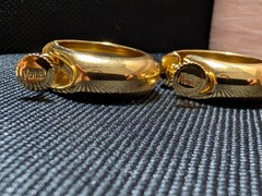 Vintage Monet Gold Tone Chunky Hoop Earrings Screw Back Non Pierced 1″