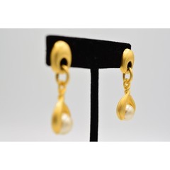 Vintage Dangle Pearl Drop Earrings Brushed Gold Matte Door Knockers 1980s BinAR