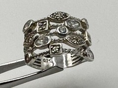 Awesome Vintage Unbranded 925 Sterling Silver Clear Gems Confetti Size 9 Ring