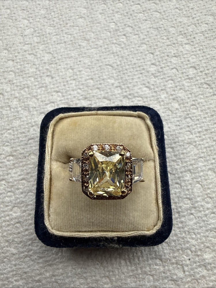Vintage 925 Sterling Silver Citrine Ring Size 6 – 5.3 Grams