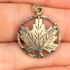 Vintage Signed Sterling Silver Maple Leaf Pendant Canada