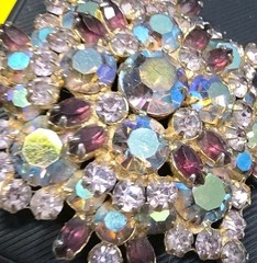 Vintage Juliana Delizza Elster Amethyst Pink Blue Broach Rhinestone Gold Tone